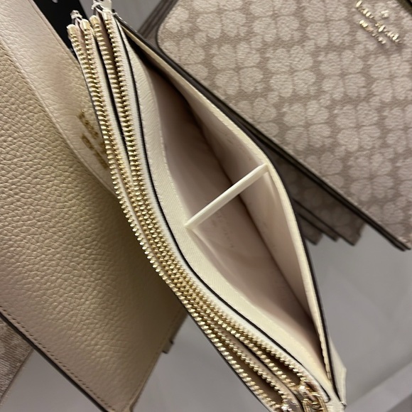 Kate Spade Madison Double Zip Wristlet Wallet Phone Case 
Meringue
NWT - Picture 10 of 16